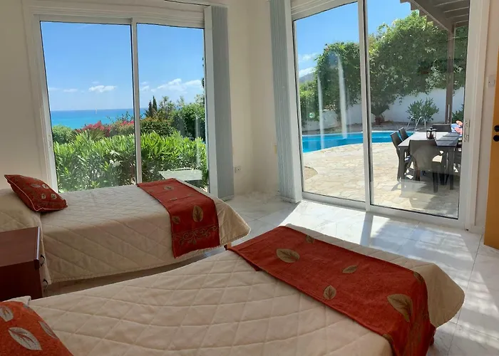 Santorini * Pissouri